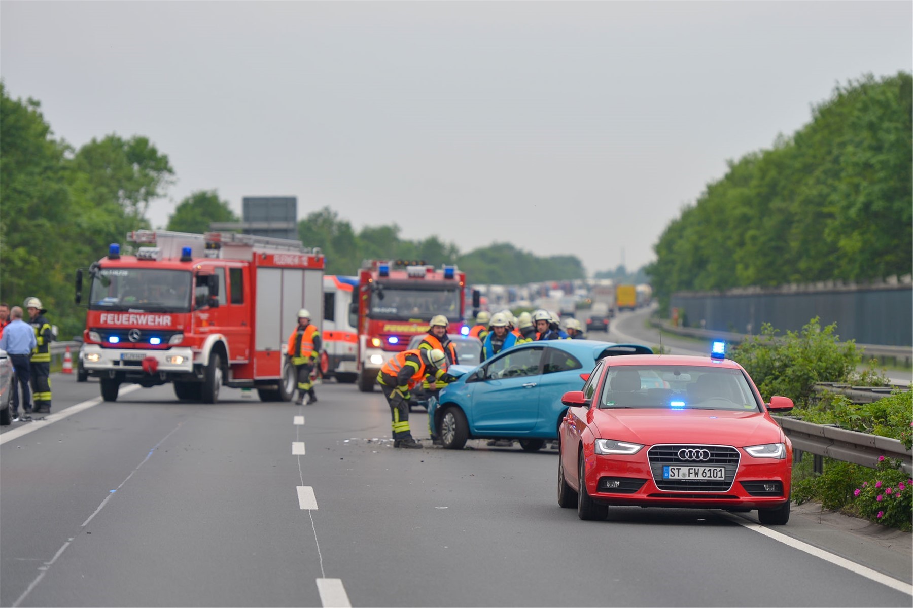 Zwei Verletzte Bei Unfall Auf Der A30 / Lokales - IVZ-aktuell