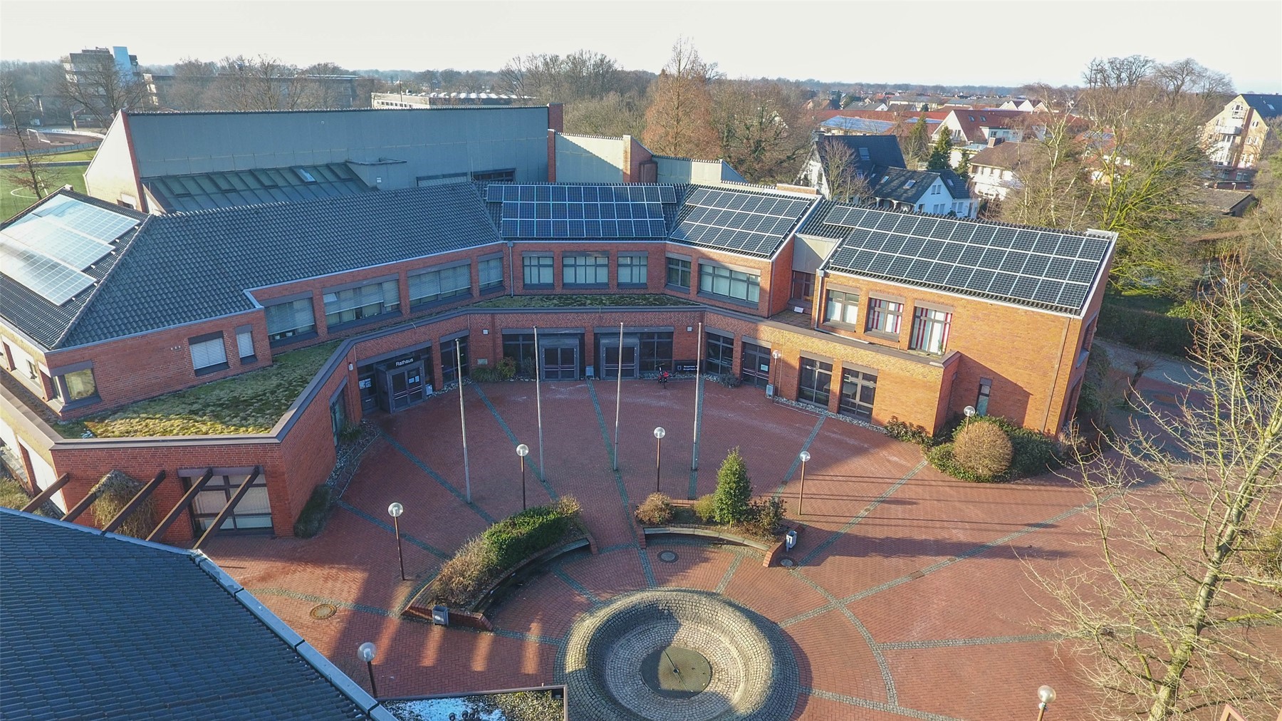 Das halbe Rathaus ist im Homeoffice / Lokales - IVZ-aktuell