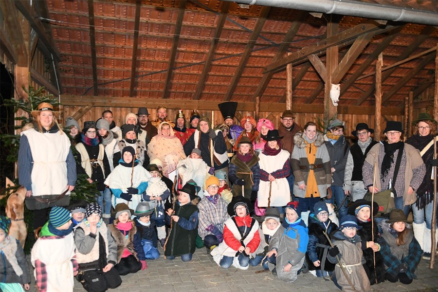 500 Besucher Beim Krippenspiel Der Kab Recke Lokales Ivz